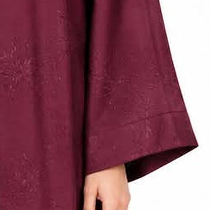 Bell sleeve and cuff